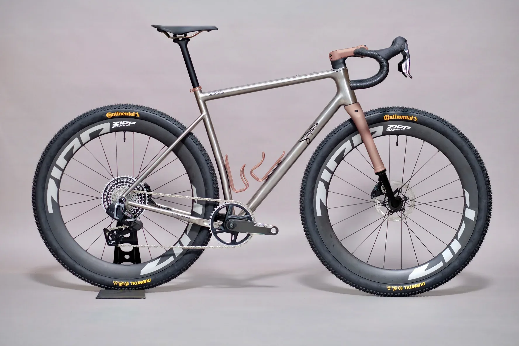 Gamma X in Beechy Granite Pink